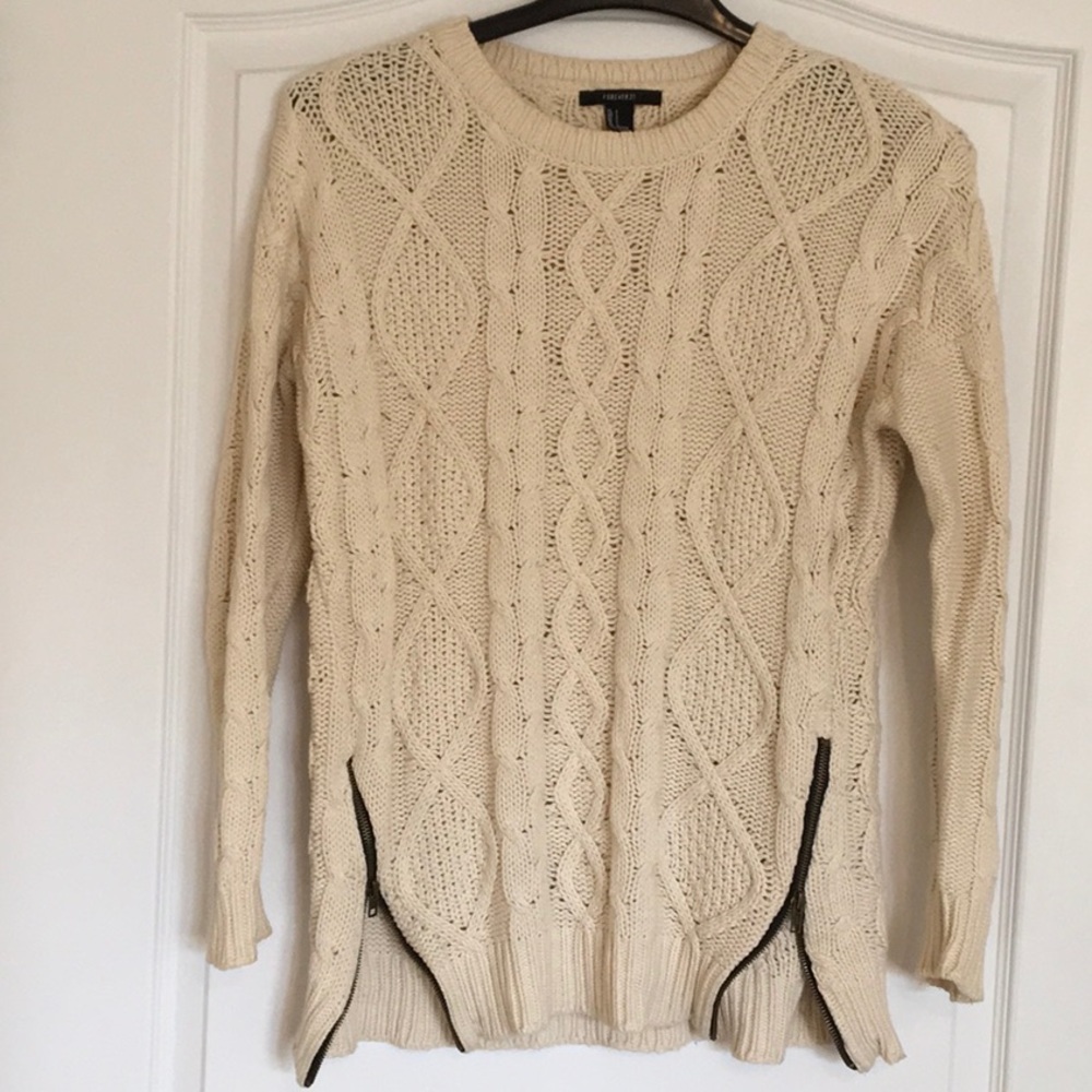 Forever 21 Chunky knit sweater